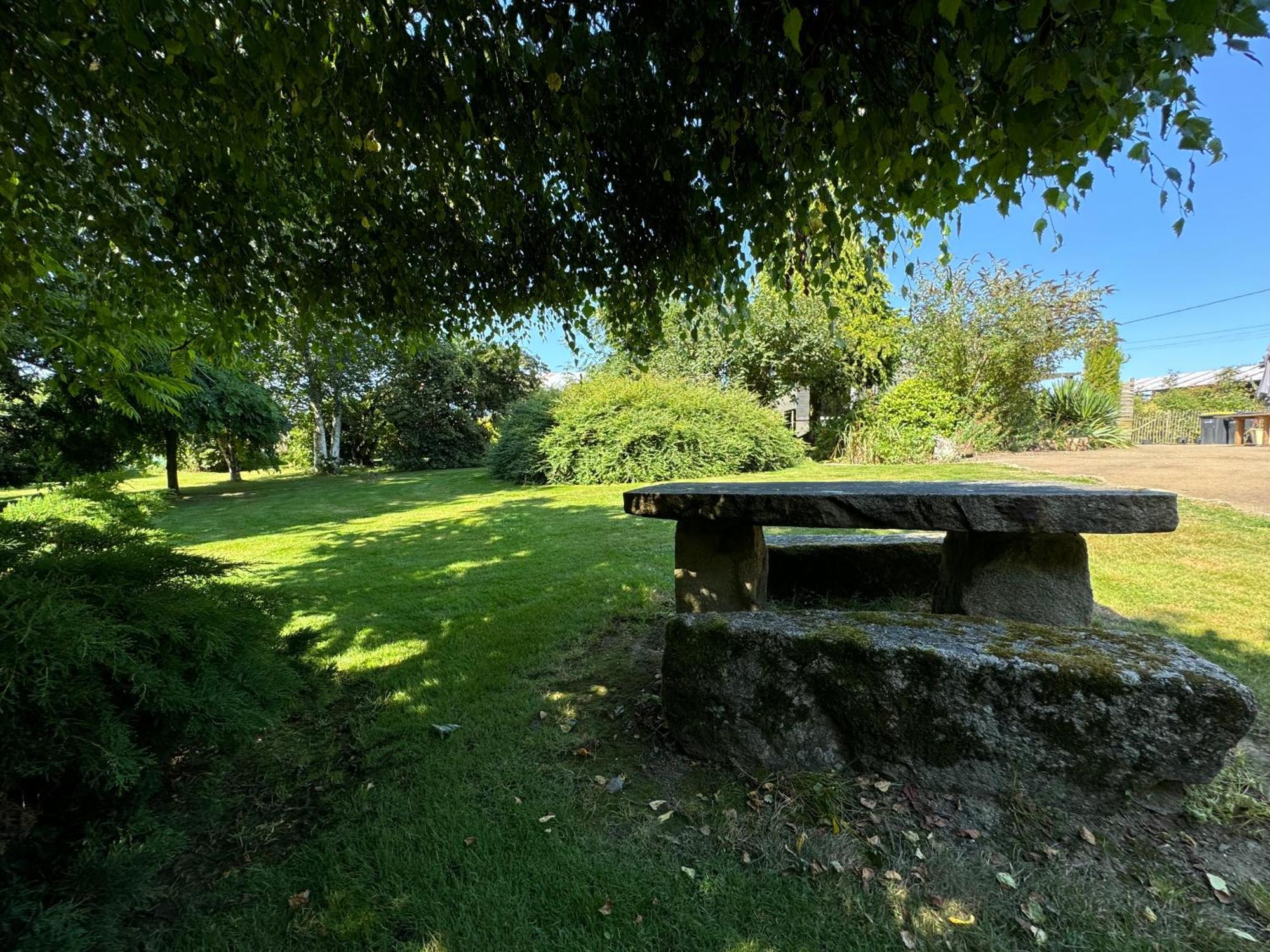 La Maison D'Amelie La Chapelle-Saint-Aubert Buitenkant foto